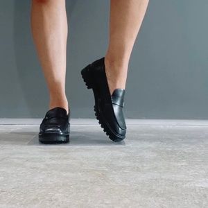 Dr Liza Loafer, Black, Size 9.5